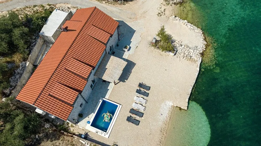Villa am Strand Olive Mill mit Privatpool - Image 1