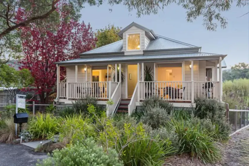 Around About Lorne Studios ou B & B - Image 1