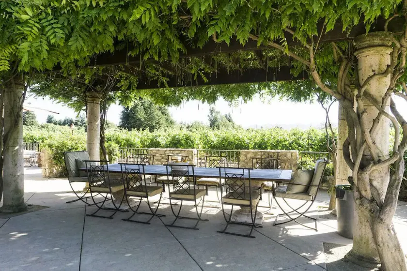Vineyard suite located in the orchard with private entrance-Villa Riposo Winery - Image 1
