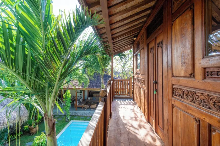 CHIC & COMFY 5BR VILLA - 5MN WALK TO THE BEACH - PRIVATE JACUZZI/POOL - Image 1
