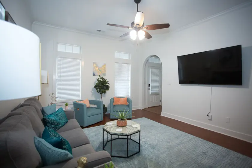 Quiet 3BR 2 Bath 1-level home, Fast Internet, Comfortable - Image 1