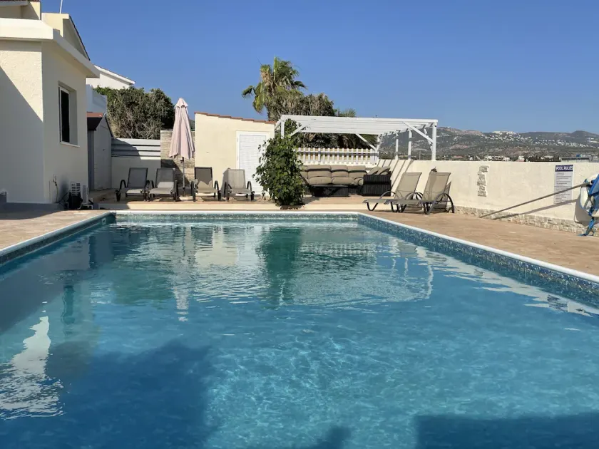 Coral Bungalow - Image 1