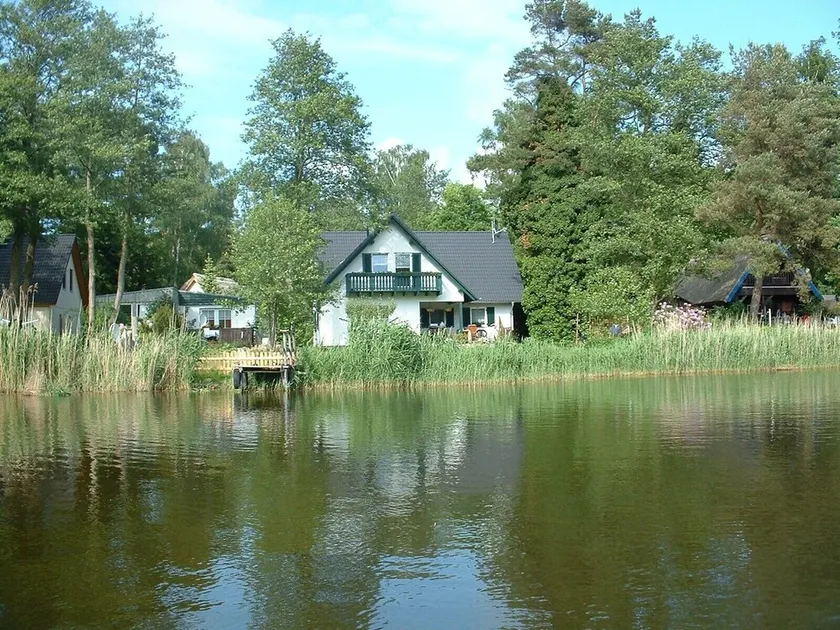 small cozy apartment in a very quiet location - Image 1