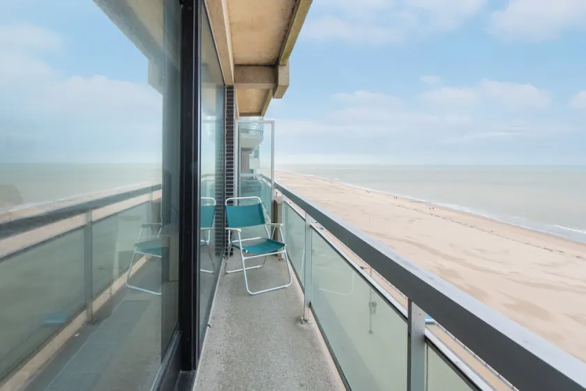 Apartment in Middelkerke With Sea View - Image 1