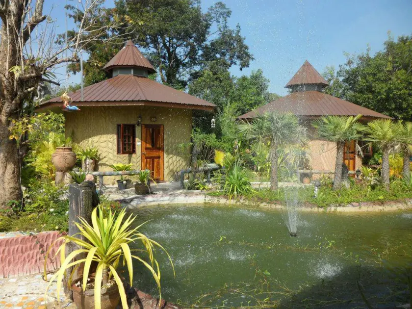 Chatpimarn Resort Hotel - Image 1