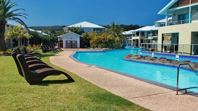 Pacific Blue Townhouse, 351/265 Sandy Point Road - Image 1