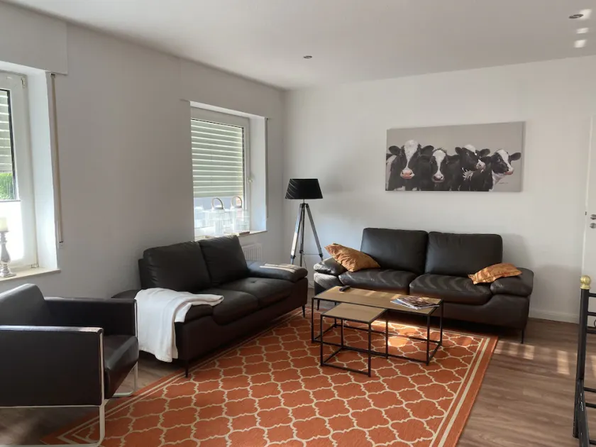 Spacious 2-room apartment on the first floor with sun terrace - Image 1
