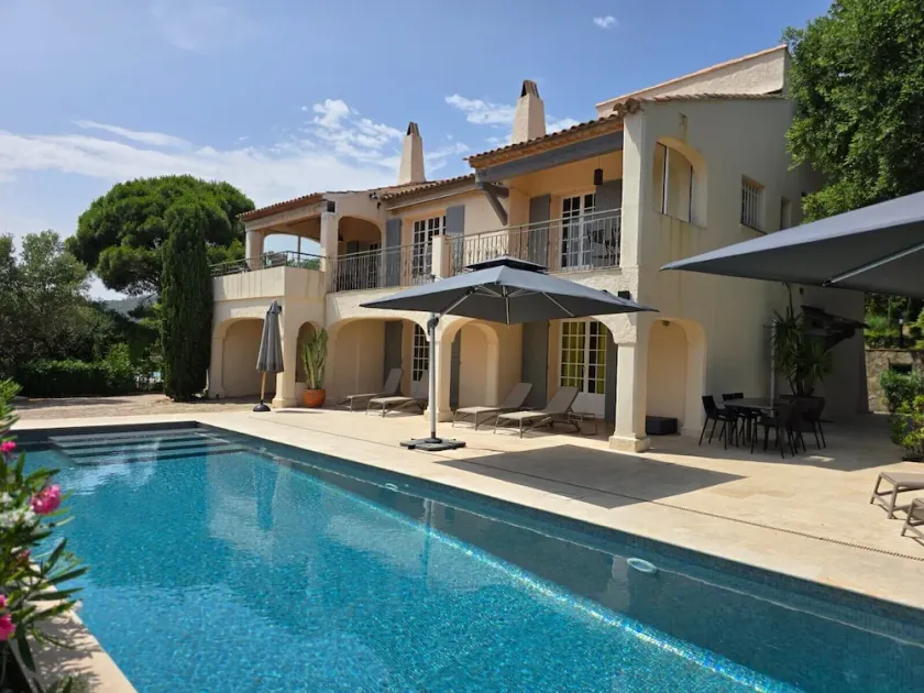 Superb villa (220m2), SEA OG VIEW MELLEM ST Maxime og ISSAMBRES - Image 1