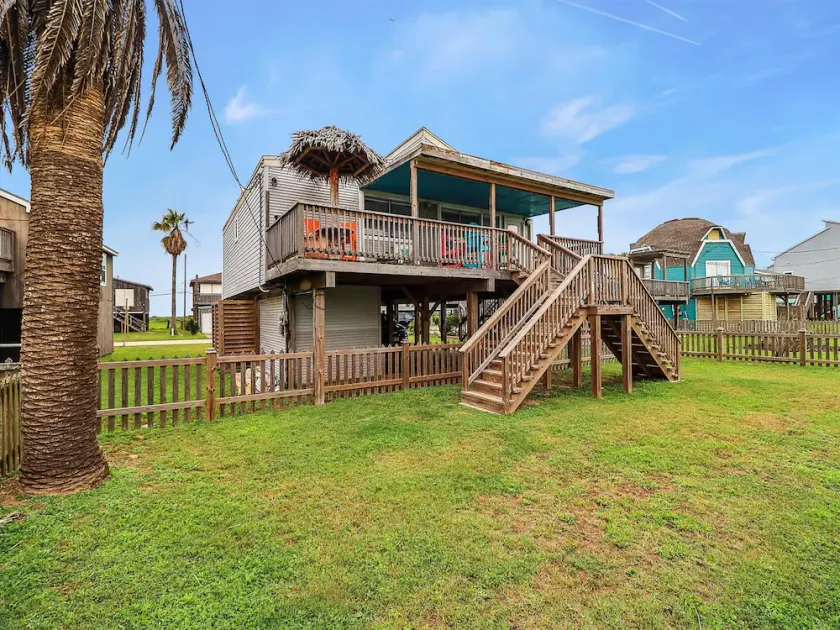 Bermuda Bungalow - Image 1