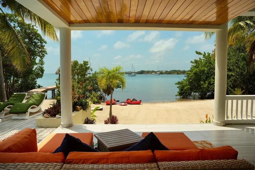 Island Time Gecko - Private Island Beachfront Villa 1 Min From Village - Image 1