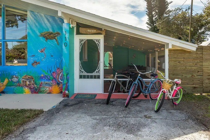 Your Private Family Resort! Heated Pool, Walk to Beach, Mini-Golf, Tiki, Gear - Image 1