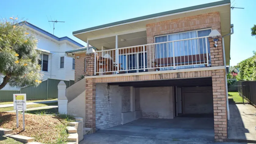Adacos 19 On Sturt - Bring your own linen - Image 1
