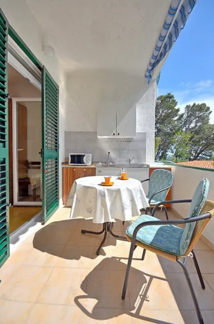 Apartments and Room Marin - Image 1