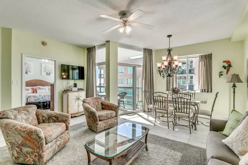 Crescent Keyes PH 10, 3-Schlafzimmer-Apartment mit Meerblick, Whirlpool und kostenloses WLAN! - Image 1