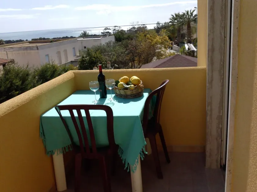 Charming cottage with magnificent panorama. - Image 1