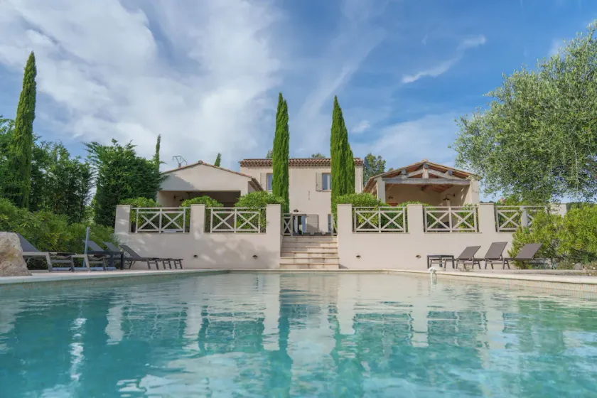 Villa Lou Coulabio - Stay in Provence with Private Pool and Panoramic View - Image 1