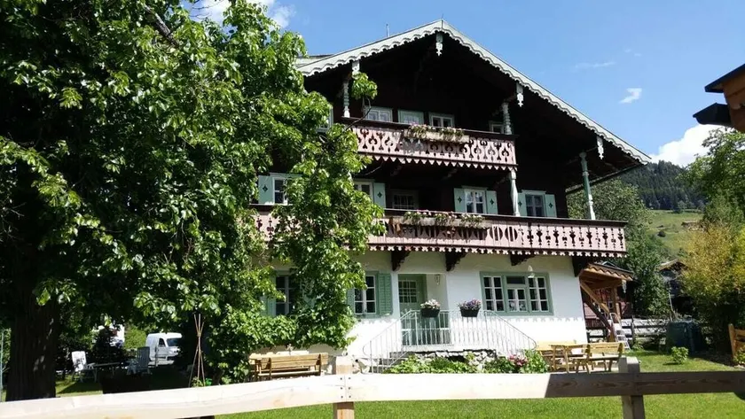Ferielejlighed \"Emerald\" i traditionel østrigsk chalet - Image 1