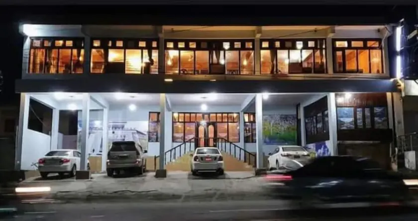 Gilgit Gateway Hotel - Image 1