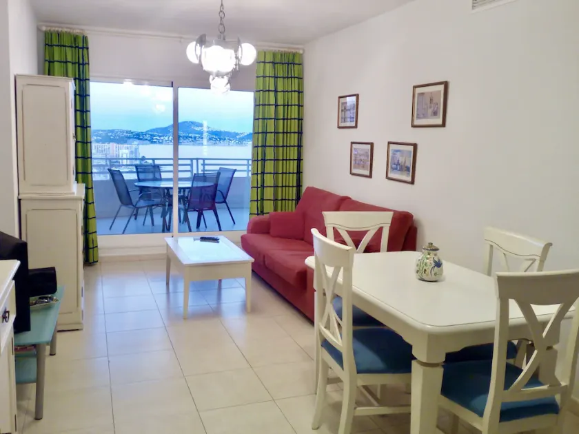 New apartment with stunning views - Image 1
