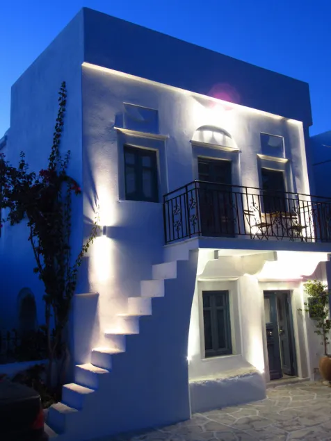 Magnificent traditional house in the centre of Naxos - Image 1