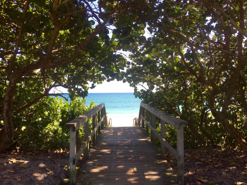 Fremragende beliggenhed, skjult perle, skridt til stranden, Boutique Beachside Bungalow 7 - Image 1