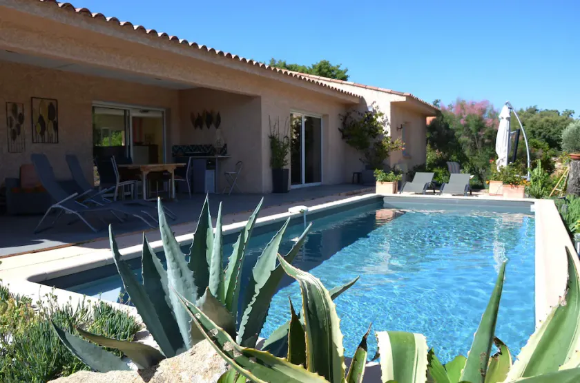 Private Poolvilla mit 2 Schlafzimmern für 5 Personen - Image 1