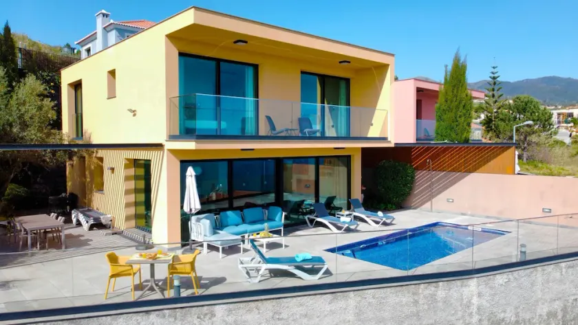 Eden Sun - A Modern Luxury Villa with a Panoramic View - Image 1