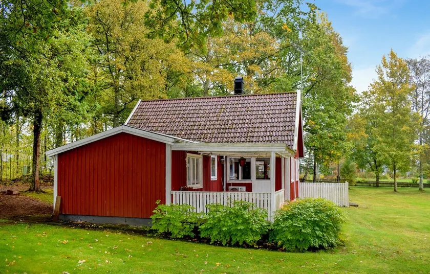 Belle maison à Bolmsö avec vue sur le lac - Image 1