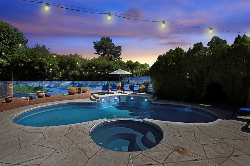 Chic Getaway: Sparkling Pool, Outdoor Oasis, Game Room Fun, & Abundant Amenities - Image 1