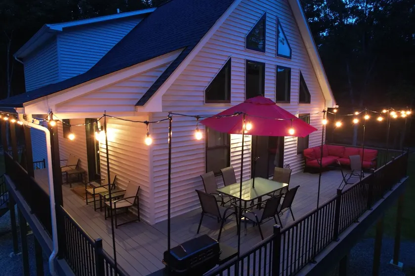 A safe, modern house in the woods just minutes from  downtown Jim Thorpe  - Image 1
