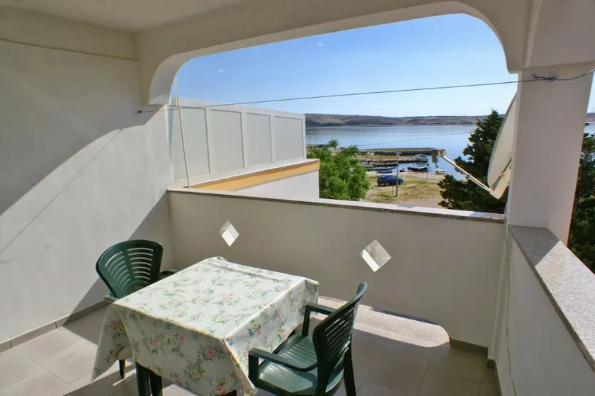 Studio Appartement am Strand Kustici, Pag (AS-4129-c) - Image 1