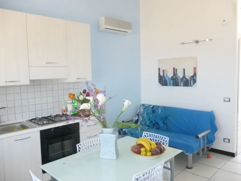 Appartement Bleu 3, vue sur la mer à 200 m de la plage 20% de réduction Juillet SEPT - Image 1