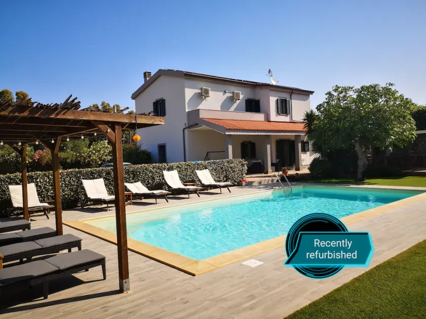 Villa Las Rosas - Image 1