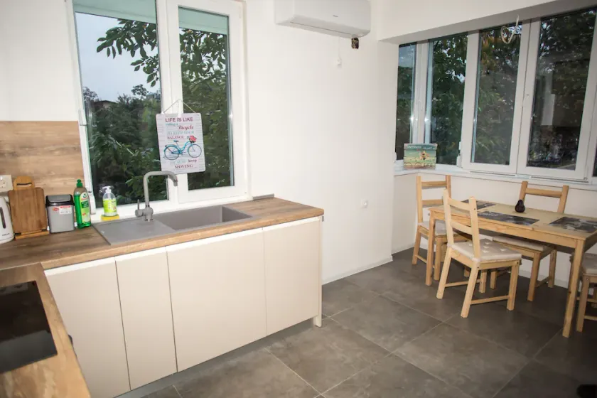 Brand New Luxurious Apartment in Central Sofia - Image 1