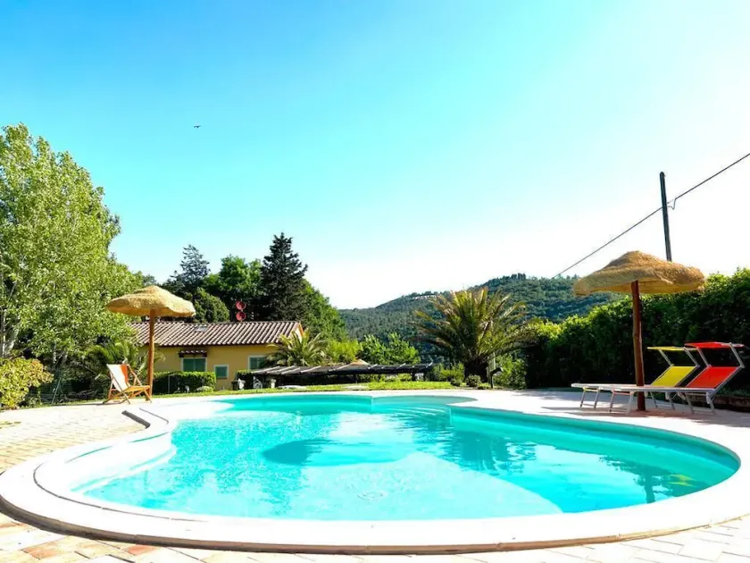 Sonne & Mond Ferienhaus mit privatem Pool und Garten - Image 1