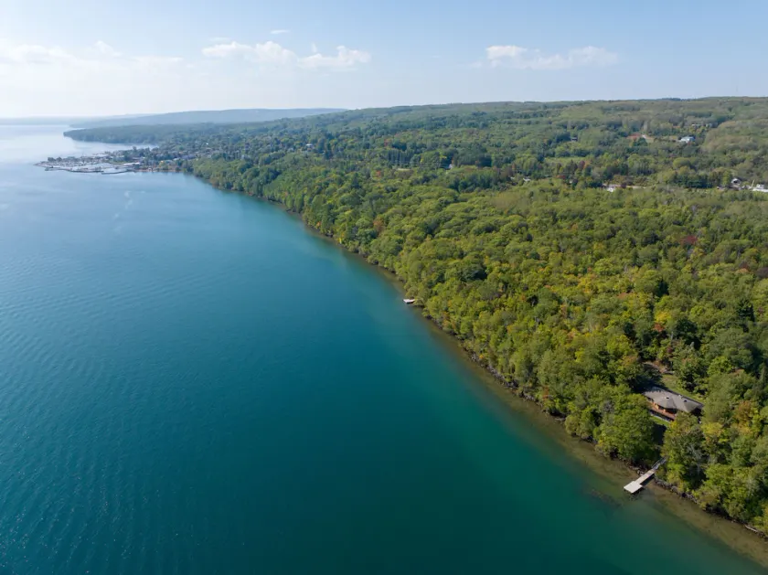 Lake Shore Home with private dock and large deck--1 mile from Bayfield - Image 1