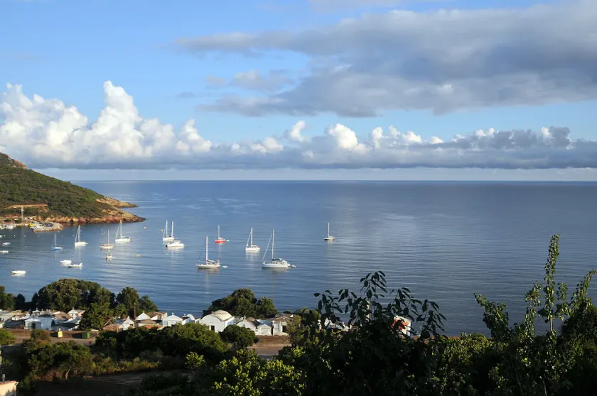 Rental in house 2 to 8 pers. 130m2, terrace 70m2 on gulf, beach 300m. - Image 1
