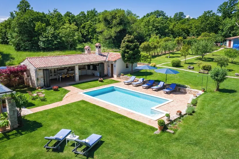 Tolle Villa mit Grill, Garten und Sauna | Poolblick | Haustierfreundlich - Image 1
