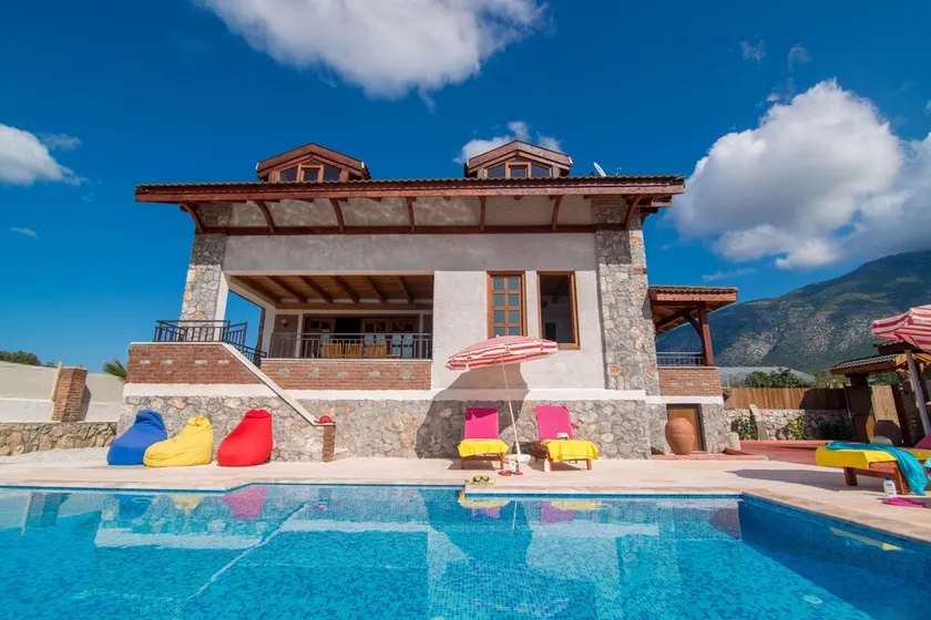 Heated Pool - Private villa. - Image 1