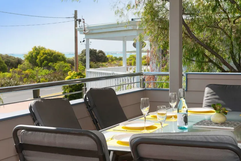 Blissful Bay- WIFI, Beachfront - Image 1