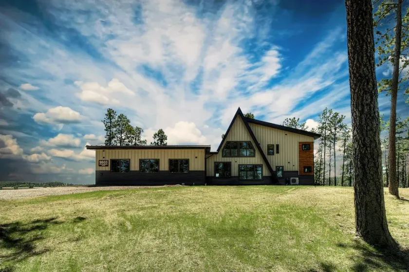 Rustic Mountain Modern Home With Breathtaking Black Hills Views! - Image 1