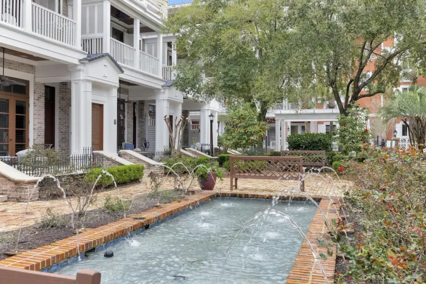 \"Modern Sophistication: 3-Bed, 3.5-Bath Townhome\" at Sandestin Golf and Beach Resort! - Image 1