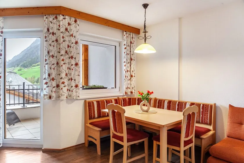 Holiday Apartment \"Alpenflora 2\" with Mountain View, Balcony & Wi-Fi - Image 1