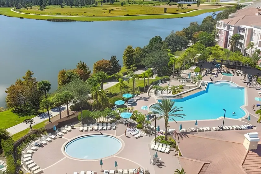 Vista Cay 4BR Luxury Near Universal Studios - Image 1