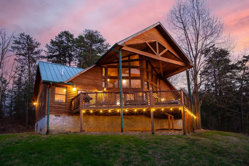 Mountain View Holy Smoky Cabin - Image 1