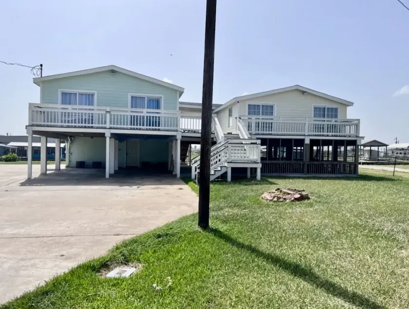 Gotta get away? Fishing, kayaking, or just spending the day at the beach. - Image 1
