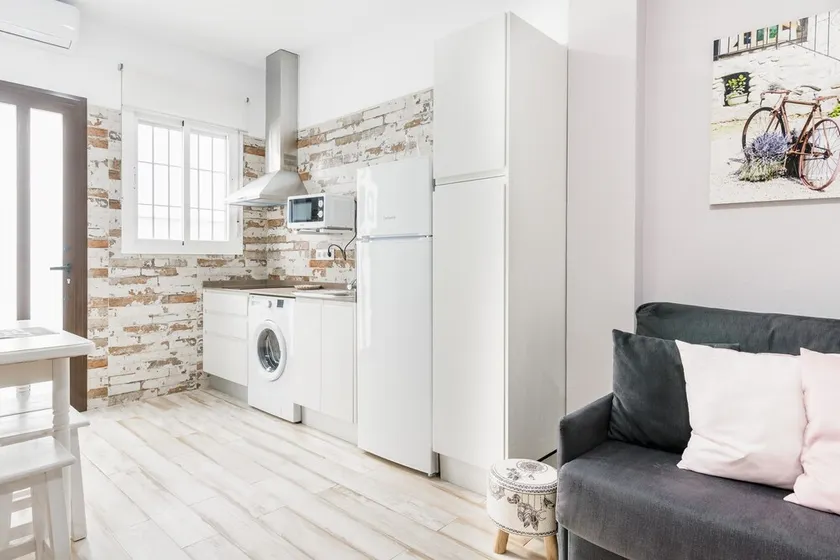 Appartement climatisé au centre de la ville, à proximité de la plage, avec Wi-Fi - Image 1