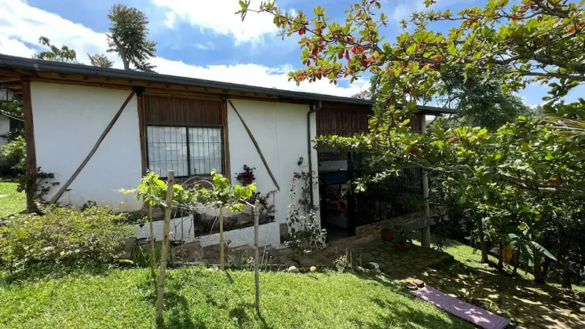 Cozy Designed Family Chalet surrounded by nature - 15 mins to city - Image 1