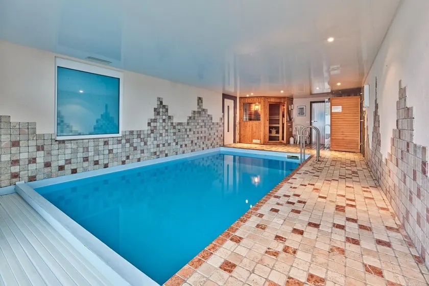 Geschmackvolles Ferienhaus mit privatem Pool - Image 1