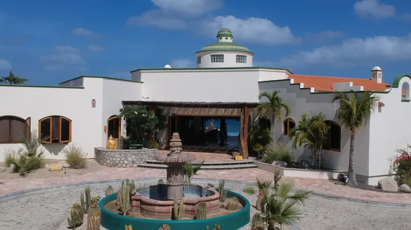 Casa Cardonal - Magnífica finca frente al mar con casita de invitados - Image 1